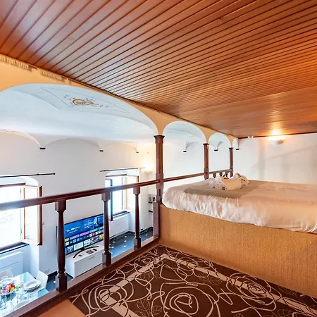 Sea View House - Happy